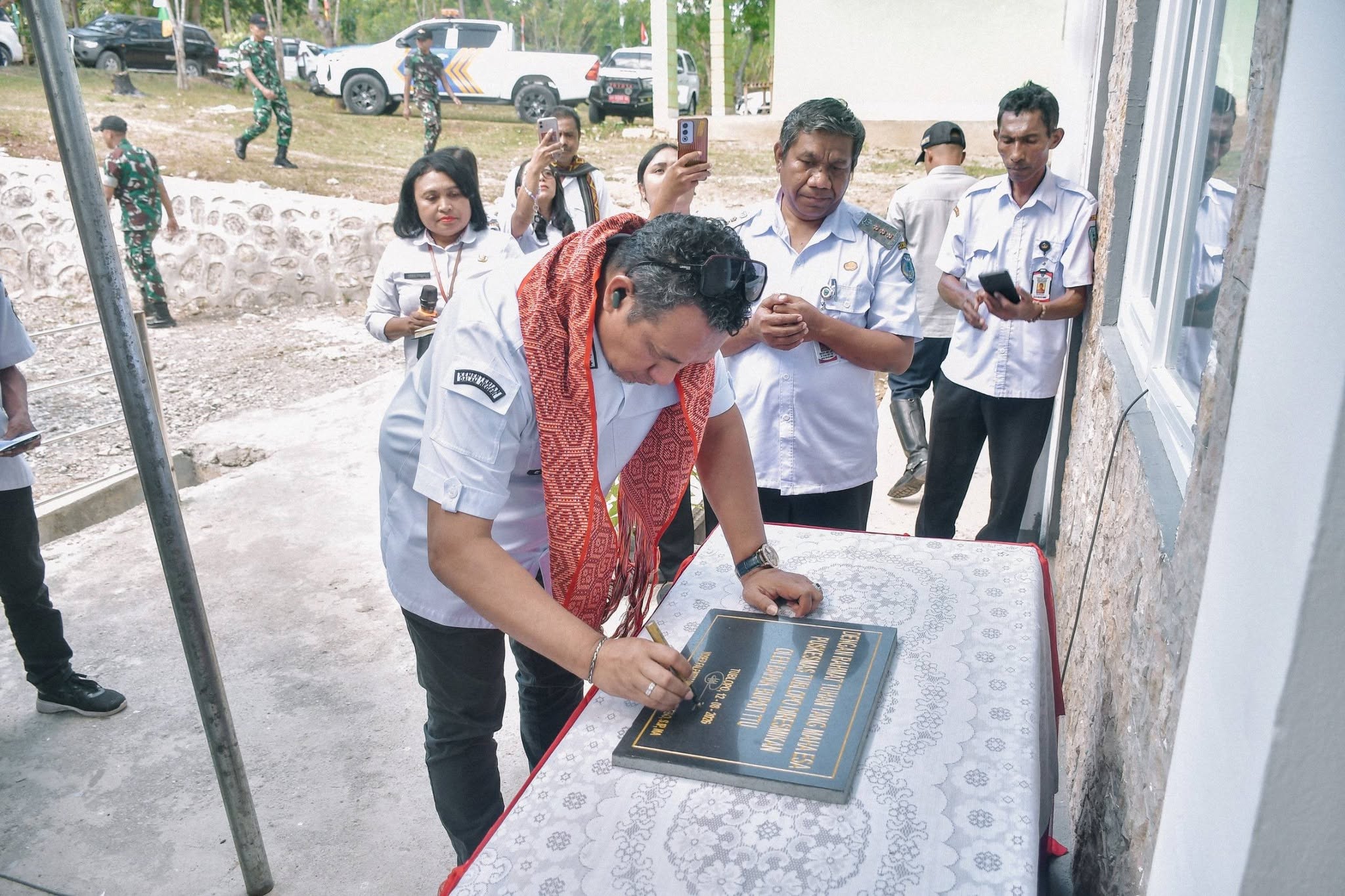 PERESMIAN GEDUNG PUSKESMAS TUBLOPO